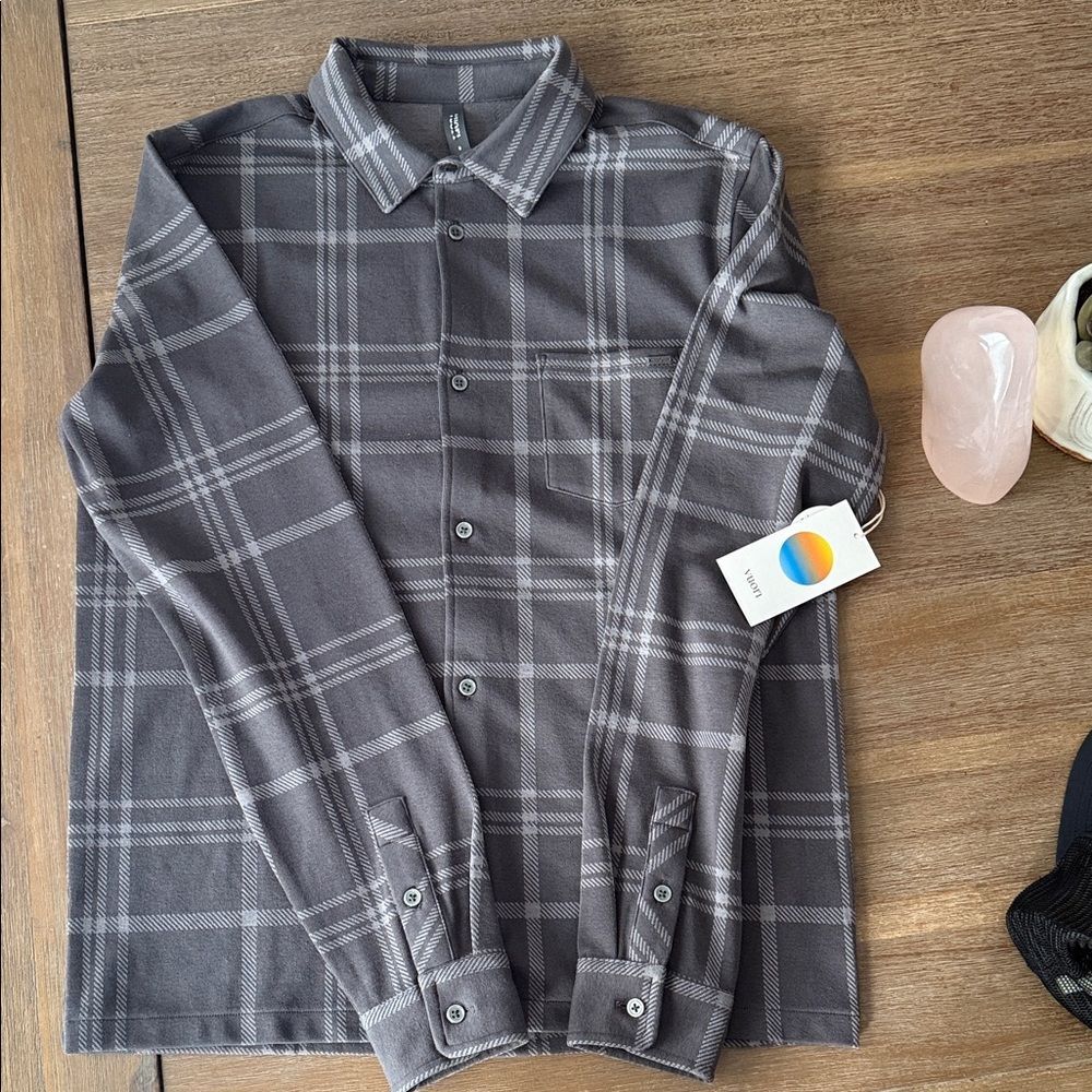 Vuori Seaview Plaid Men's Shirt NWT $148 retail